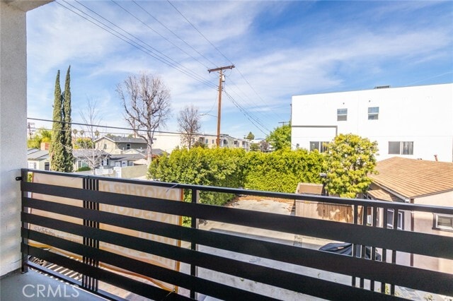 Building Photo - 5130 Riverton Ave