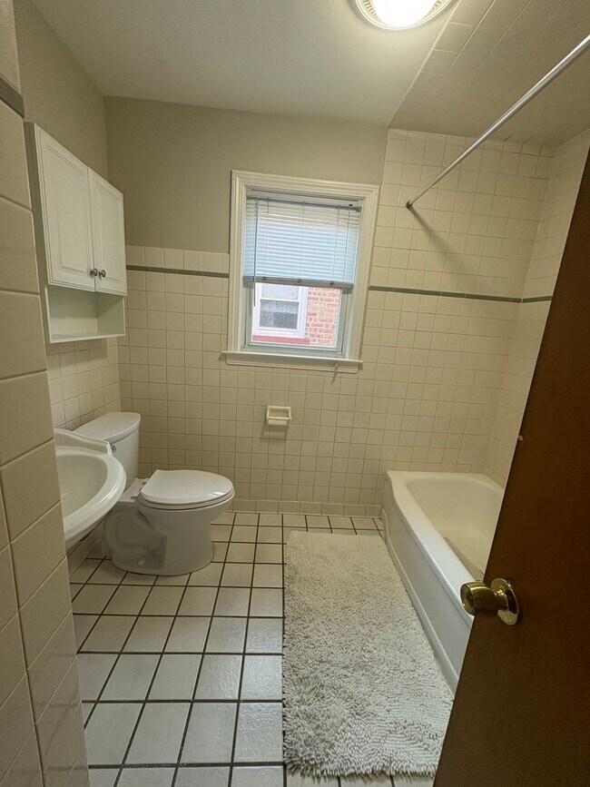 Building Photo - 4934 Mulford St