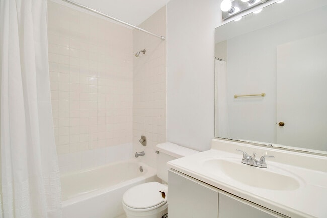 Building Photo - 5710 Princess Palm Ct