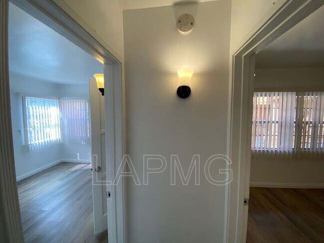 Building Photo - 4080-4084 Leimert Blvd