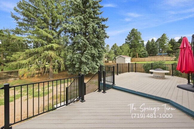 Building Photo - 3625 E Wade Ln