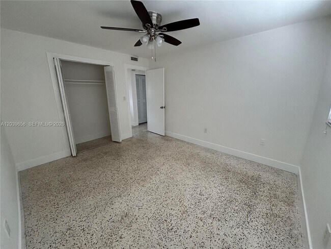 Building Photo - 458 E 31st St