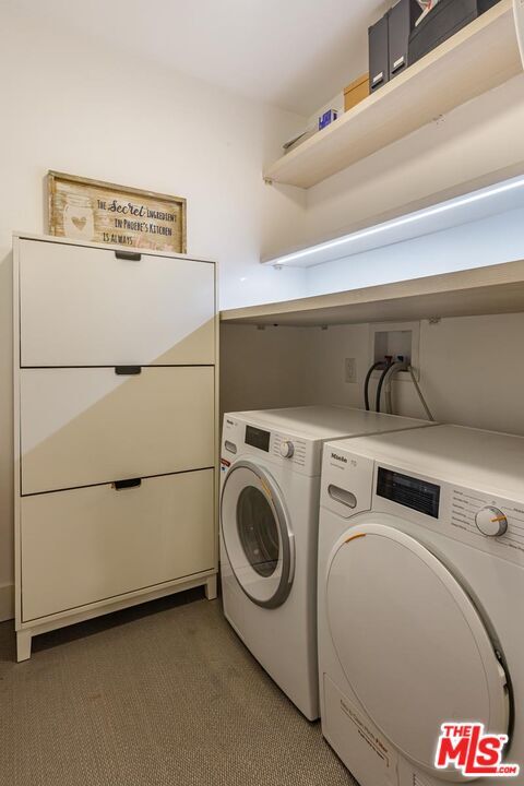 Building Photo - 10777 Wilshire Blvd