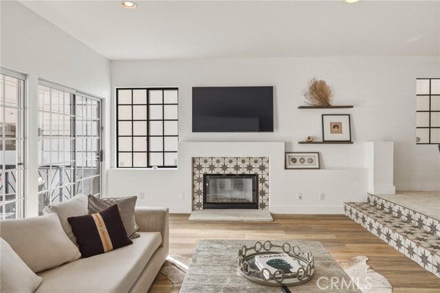 Building Photo - 716 N Lucia Ave