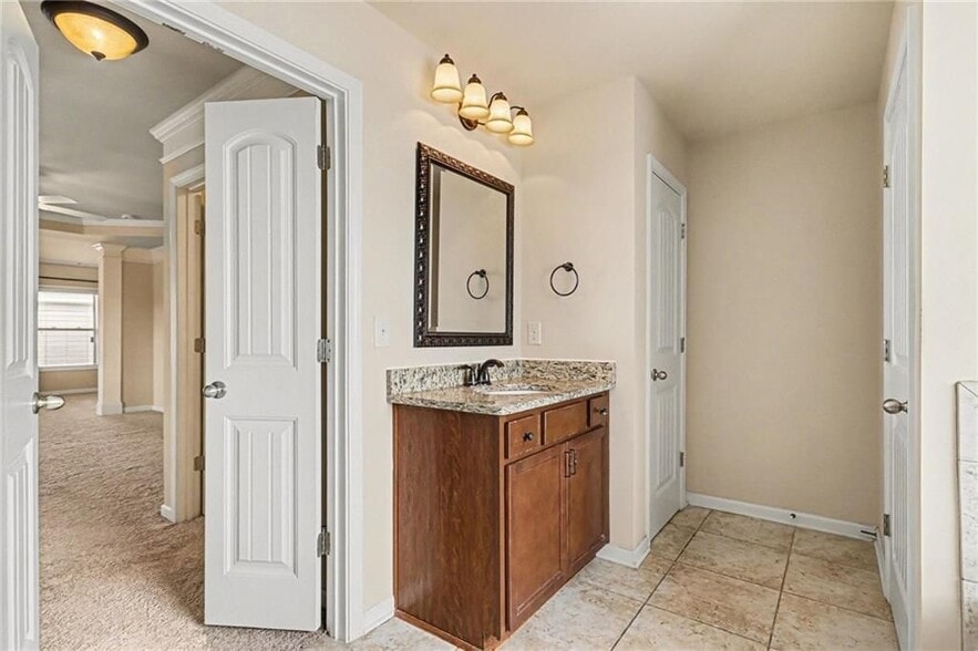 Building Photo - 4208 Amberleaf Walk