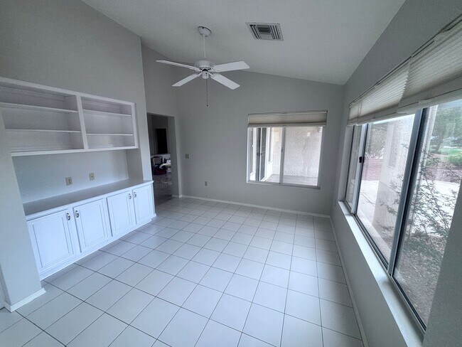 Building Photo - SUN CITY SUMMERLIN 1-STORY ON GOLF COURSE ...