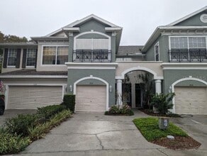 Building Photo - 2142 Park Crescent Dr