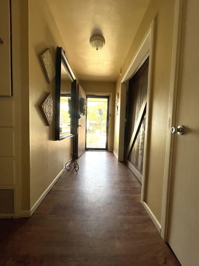 Building Photo - 6213 Avenue W