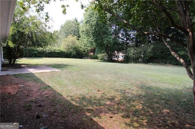 Building Photo - 2320 Ridgedale Dr SW