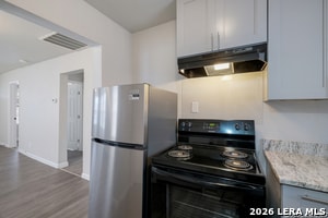 Building Photo - 325 S Hackberry St