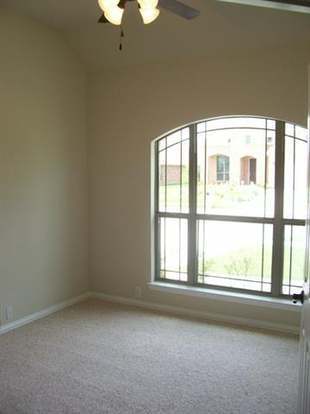 Building Photo - 2633 Pine Trail Dr