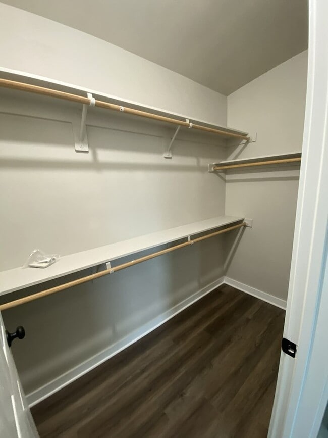 Building Photo - 151 Sherwood Dr