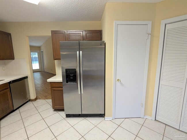 Building Photo - 512 Quail Nest Ln