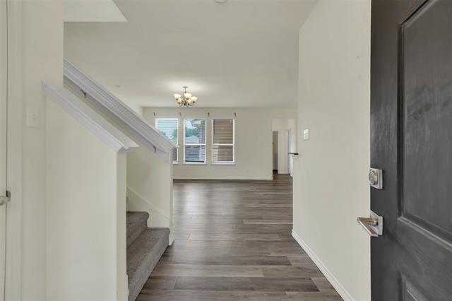 Building Photo - 6916 Wind Row Dr