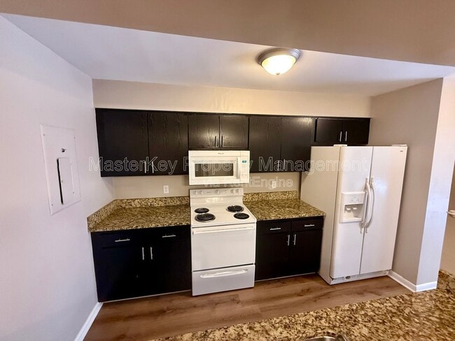 Building Photo - 104 Finley Forest Dr