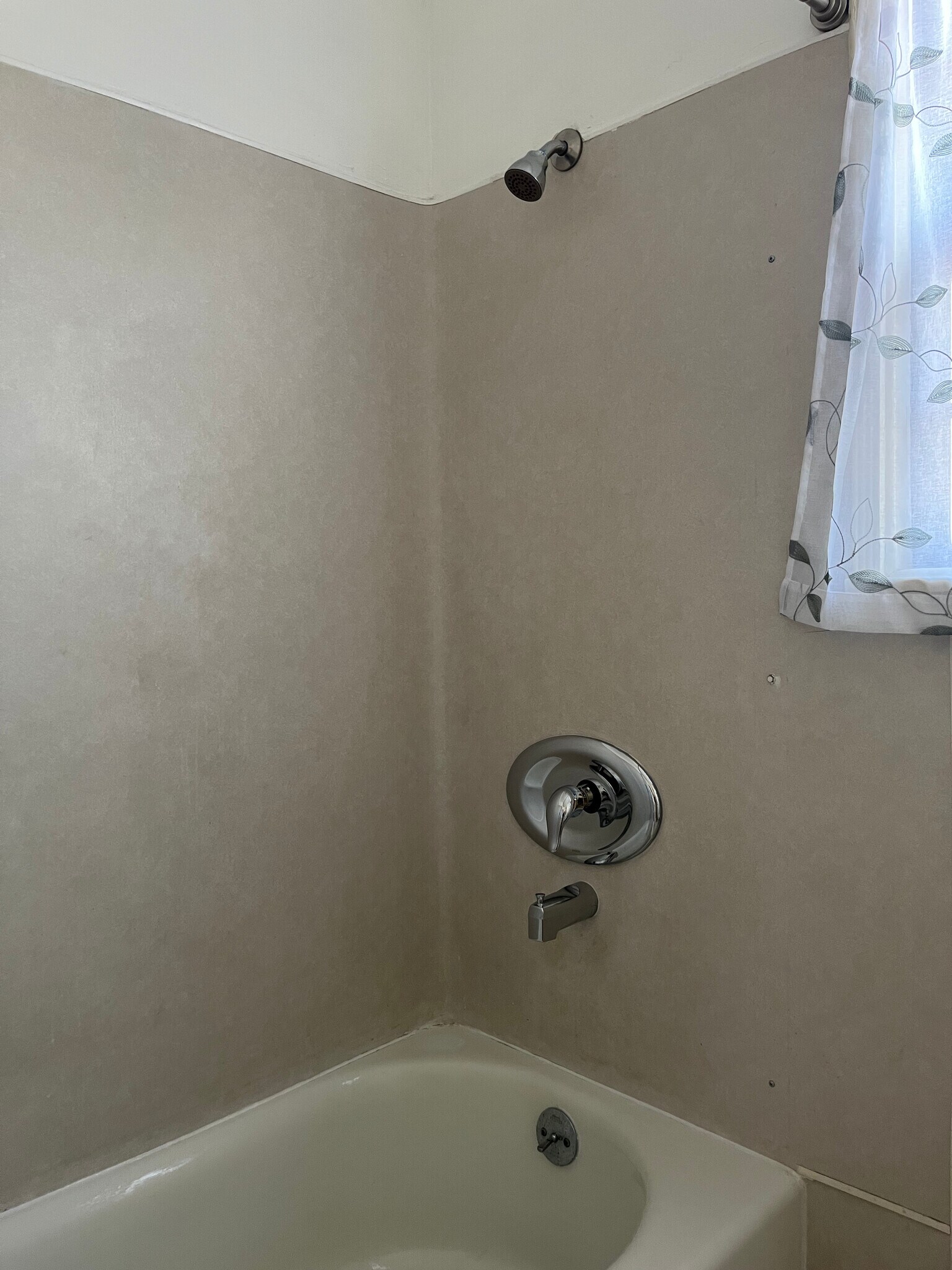 Building Photo - 330 S Virginia Ave