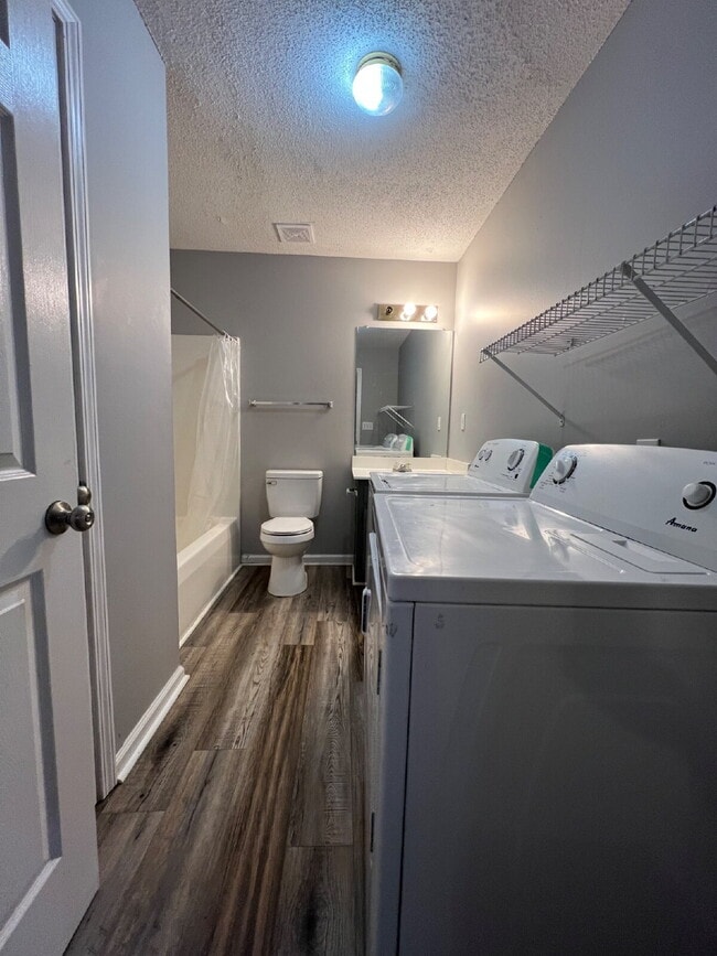 Building Photo - 204 B  Arkansas Ave Oak Grove KY 42262