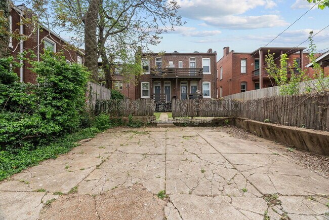 Building Photo - 4109 Hartford St