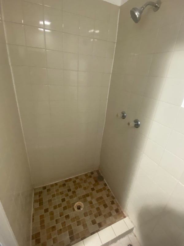 Building Photo - 2624 N Milwaukee Ave