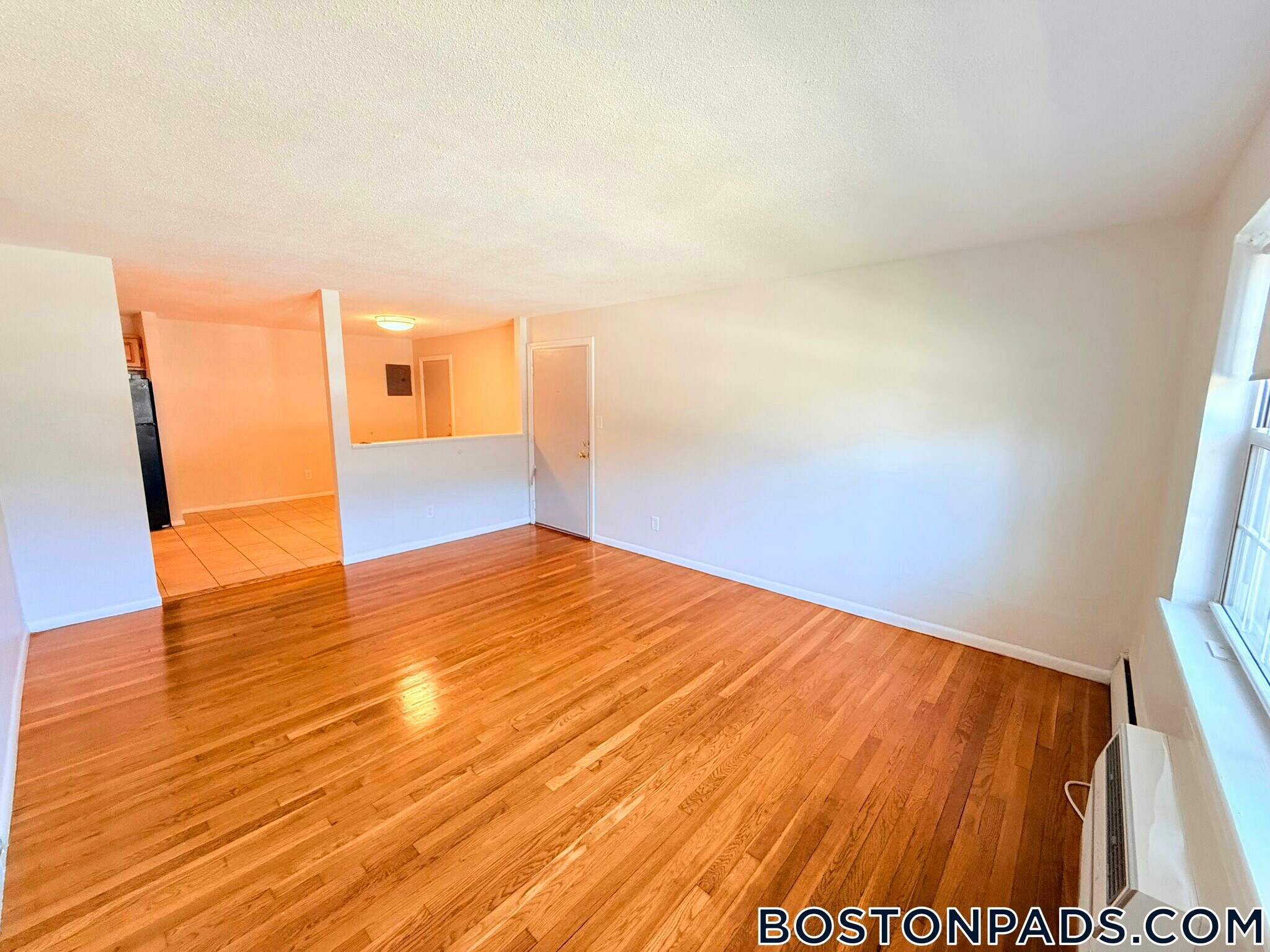 Building Photo - 44 Westland St