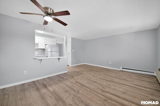 Building Photo - 1865 Fenton St