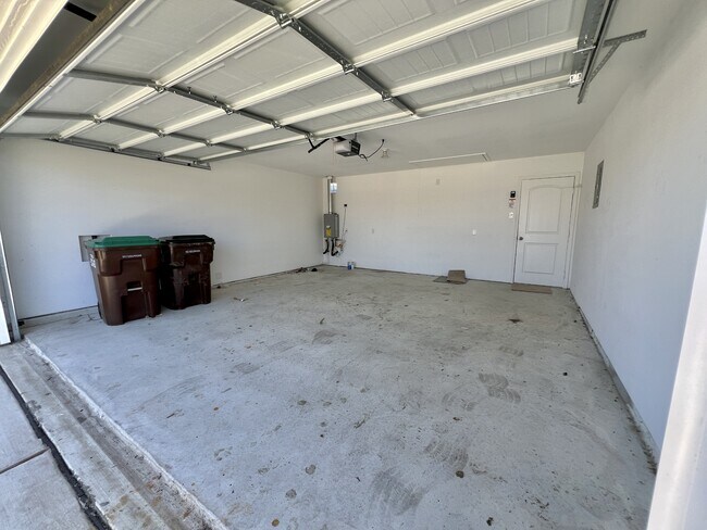 Building Photo - 4130 Trail de Paris