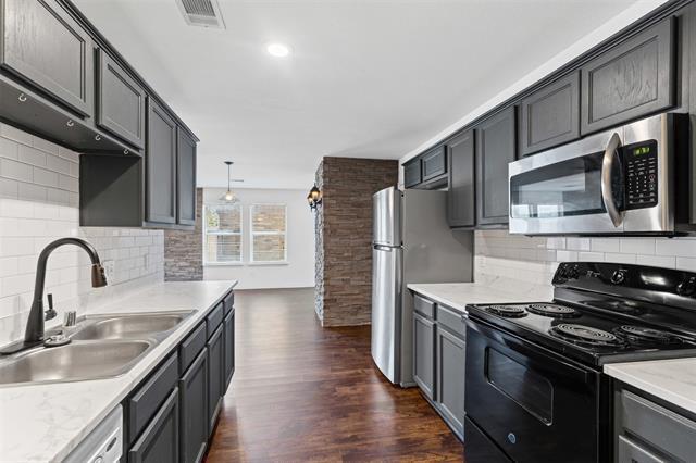 Building Photo - 3516 Chilmark Way