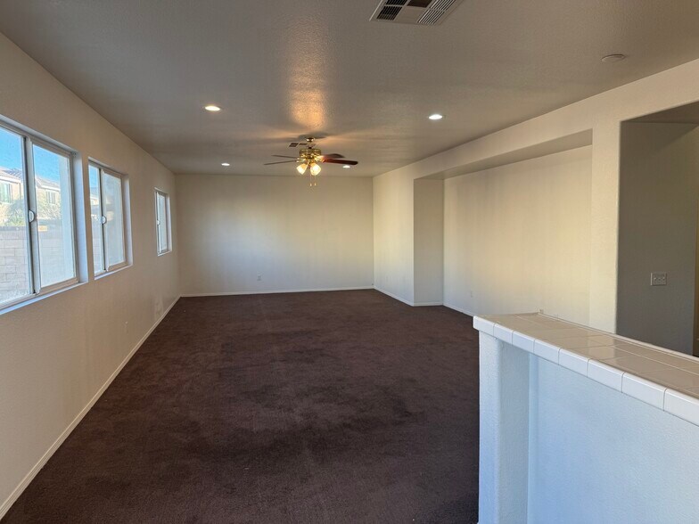 Building Photo - 44334 Sundance Ct