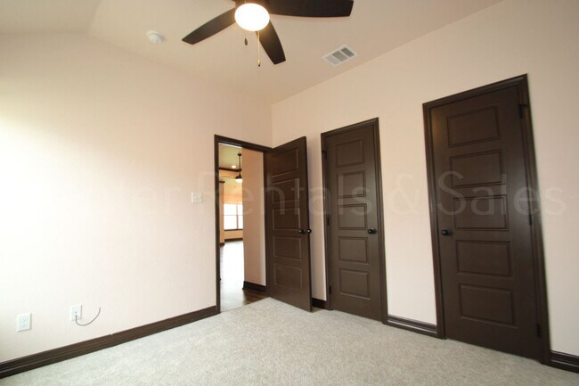 Building Photo - Bright, Open-Concept Living in Copperas Cove
