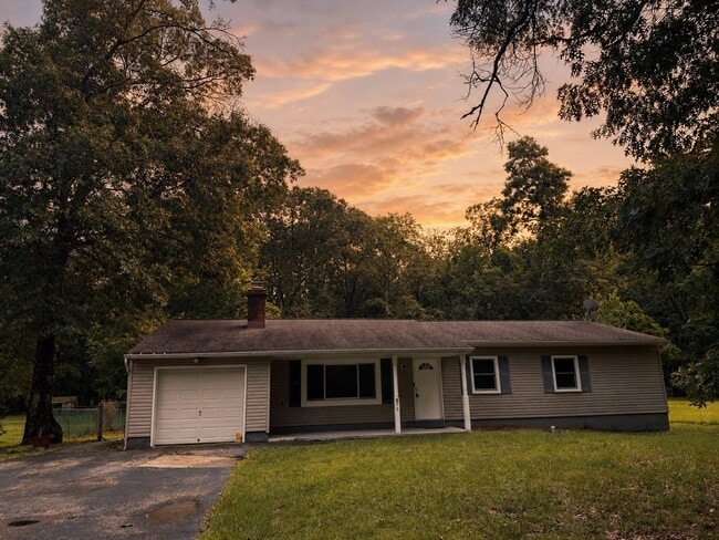 Building Photo - 875 Bowman Rd