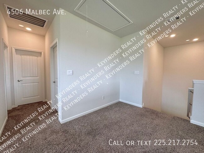 Building Photo - 4506 Malbec Ave