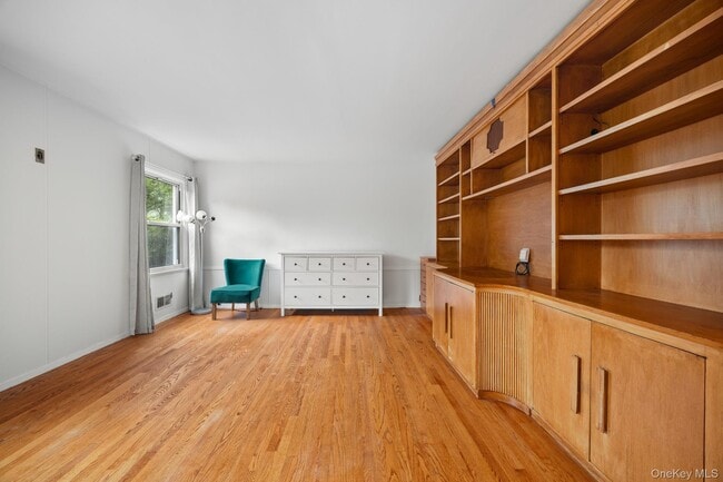 Building Photo - 98 Brookby Rd