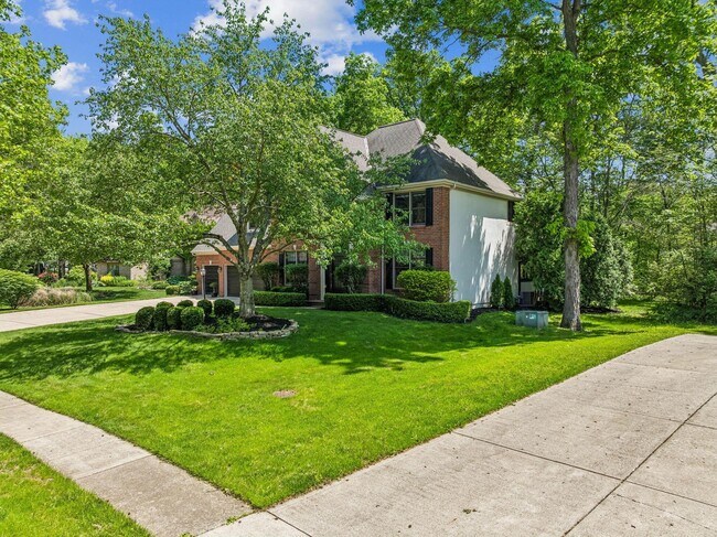 Building Photo - 1229 Whispering Meadow Ct