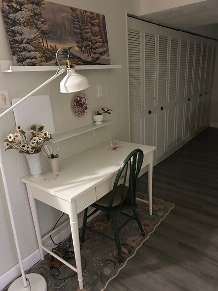 Building Photo - 3178 Ridge Rd