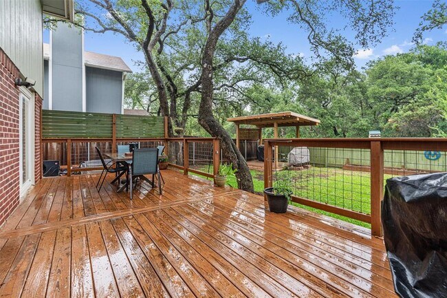 Building Photo - 8913 Coastal Dr