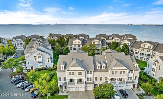 Building Photo - 6 Skimmer Ln