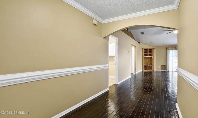 Building Photo - 3691 Cameron Crossing Dr