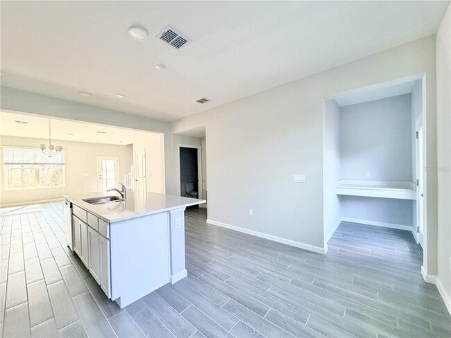 Building Photo - 15481 Bay Brg St