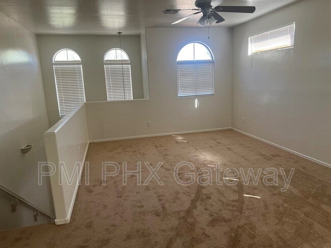 Building Photo - 4196 S Mariposa Dr