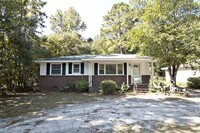 Building Photo - 626 S Kerr Ave