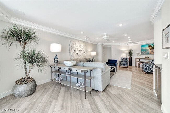 Building Photo - 4041 Gulf Shore Blvd N