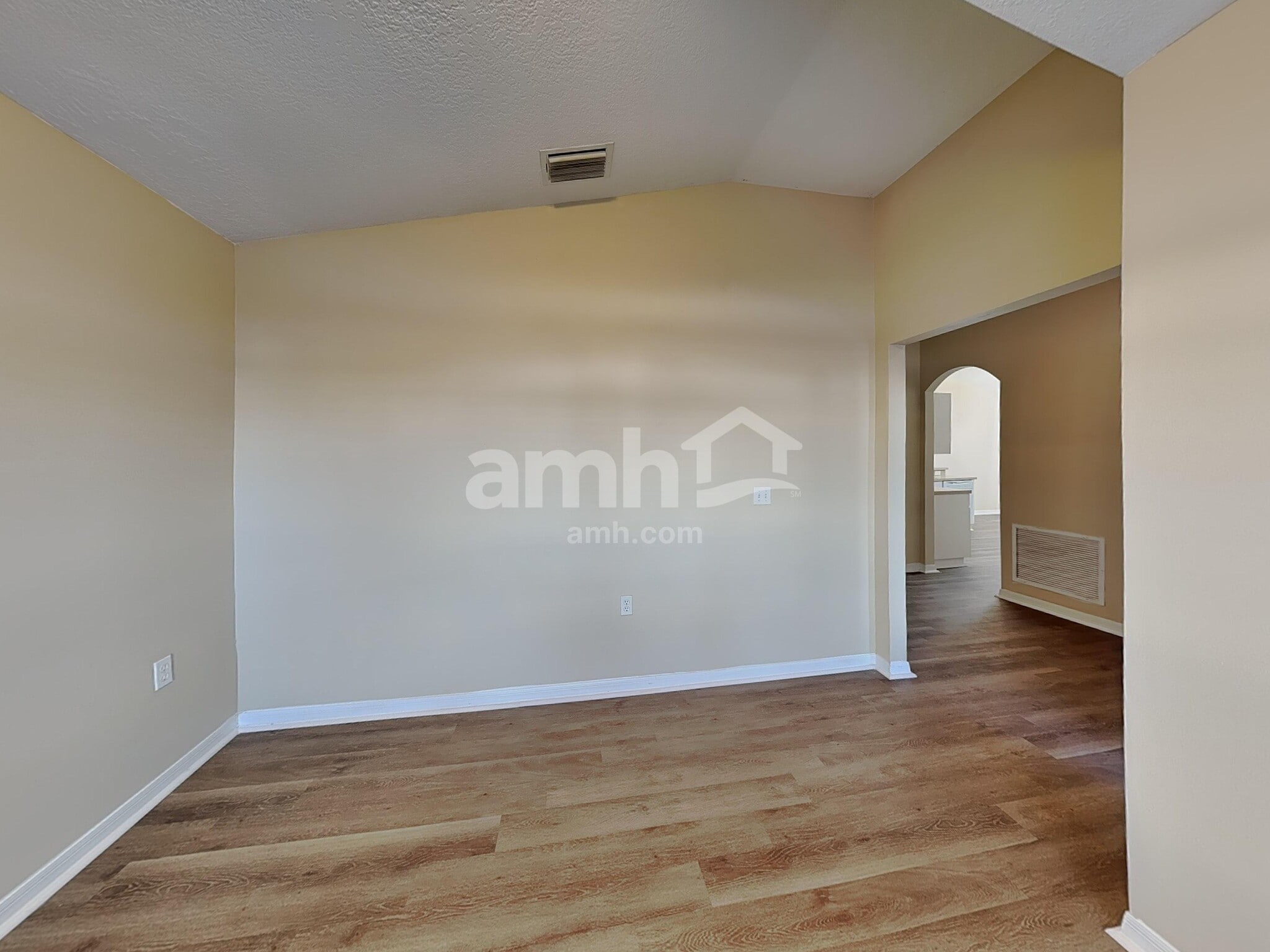 Building Photo - 10536 Juliano Dr