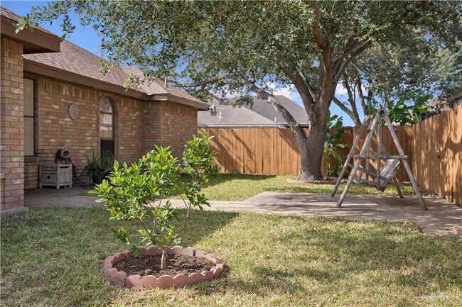 Building Photo - 3507 N 34th Ln