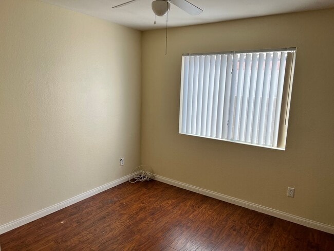 Building Photo - Desert Creek gem