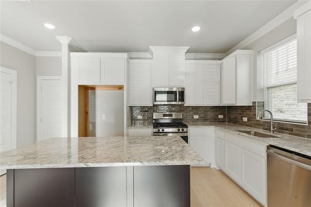 Building Photo - 2617 Tanager St