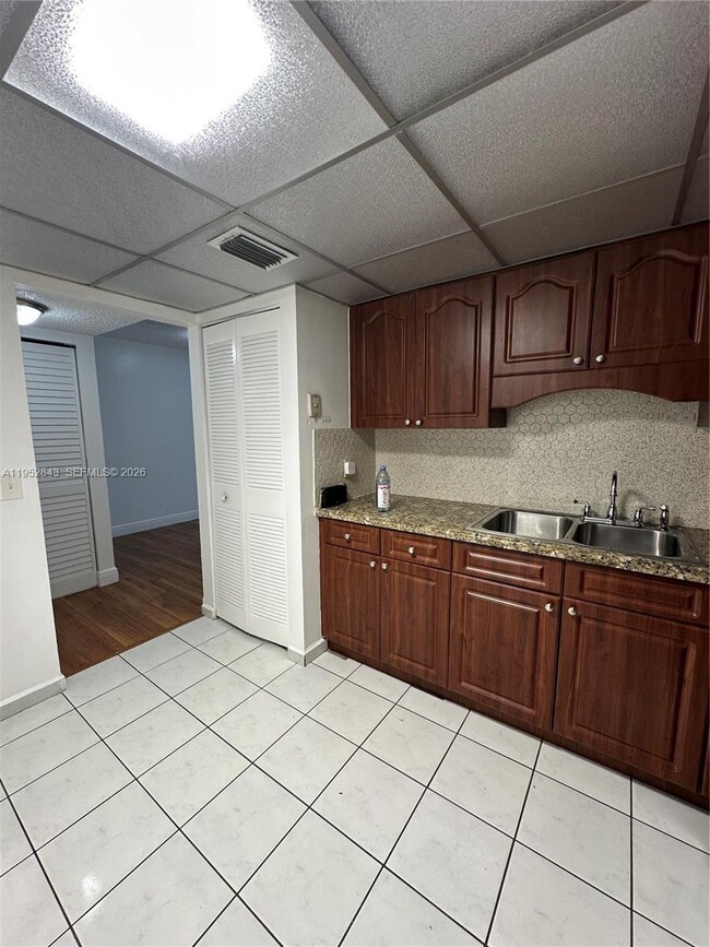 Building Photo - 2055 SW 122nd Ave