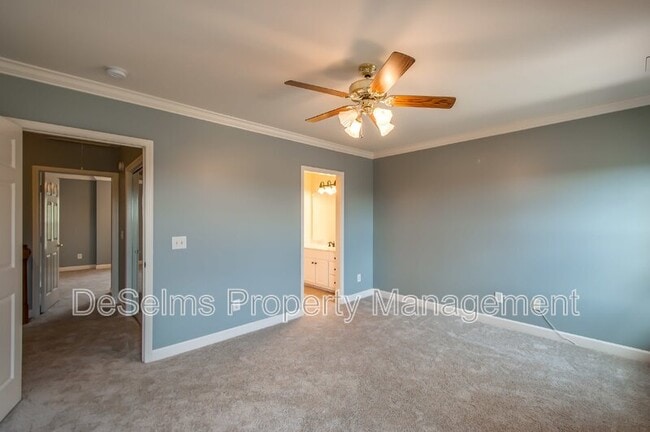 Building Photo - 1625 Brentwood Pointe