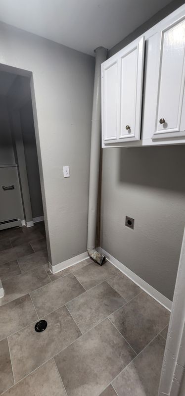 Building Photo - 9537 W Alameda Ave