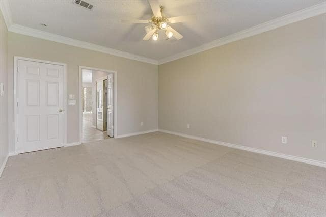 Building Photo - 725 Palm Desert Dr