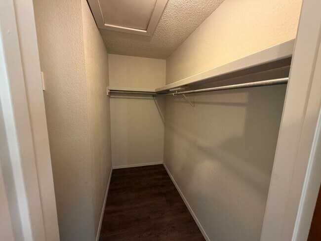 Building Photo - 7804 Avenue U